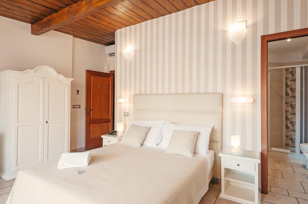 Hotel L'Arcangelo - Boutique Hotel Taranto Exterior foto